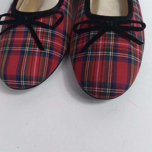 The TOG Shop Shoe black red and green plaid flat shoes  size 9 M - Picture 4 of 8